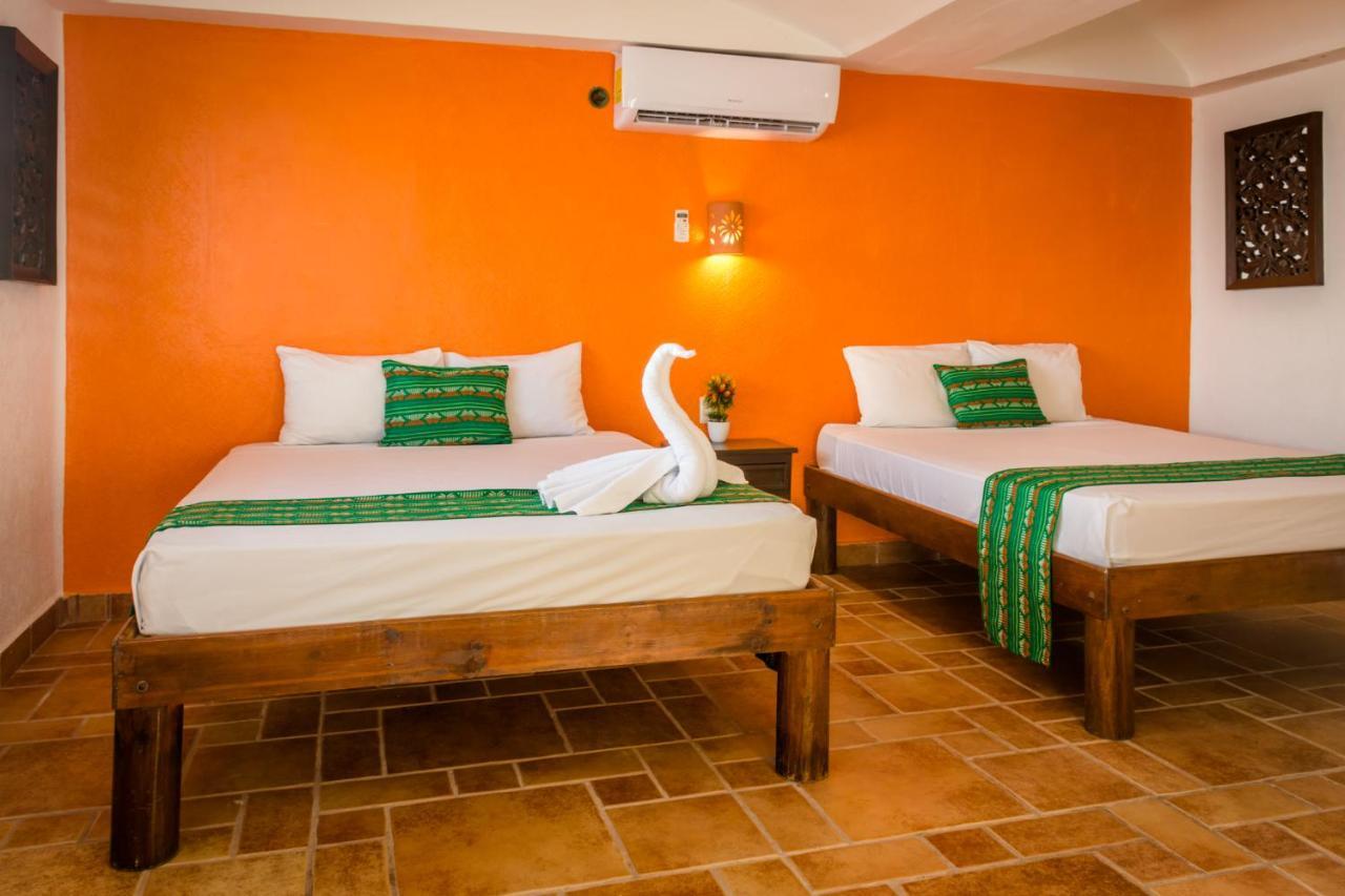 Caleta Tankah Hotel Tulum Pueblo Buitenkant foto